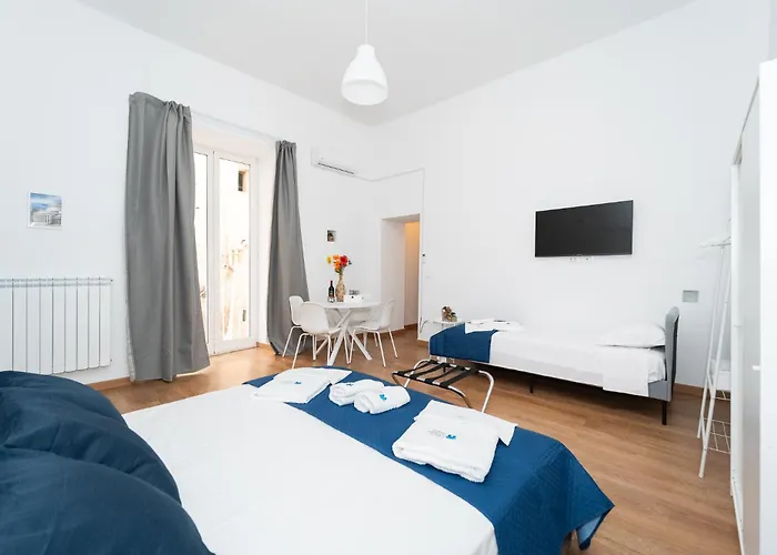 Home Smart Rent Appartamento Nei Pressi Di Via Toledo 2 Camere Da Letto