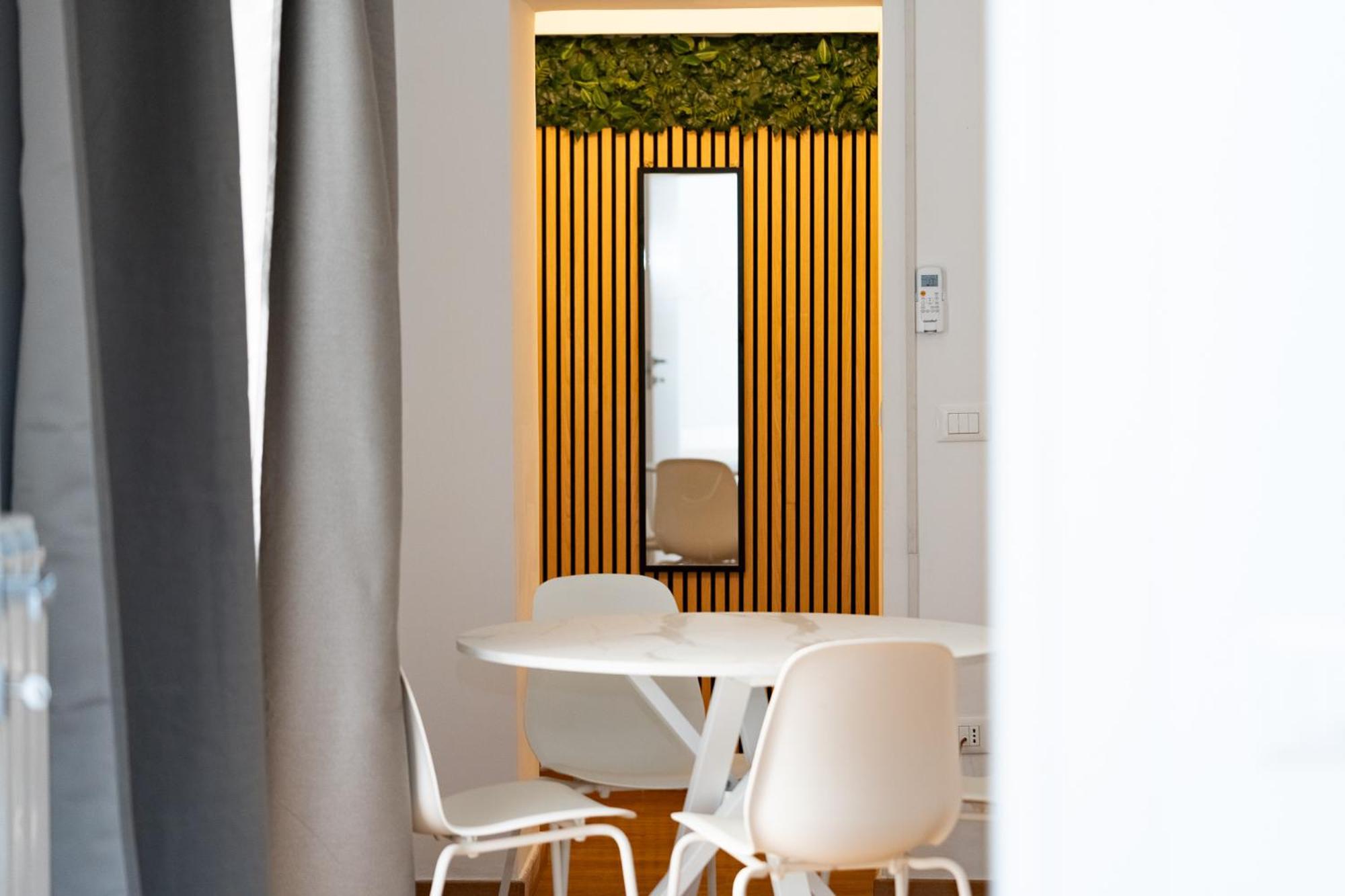 Smart Rent Nei Pressi Di Via Toledo 2 Da Letto Casa vacanze Napoli